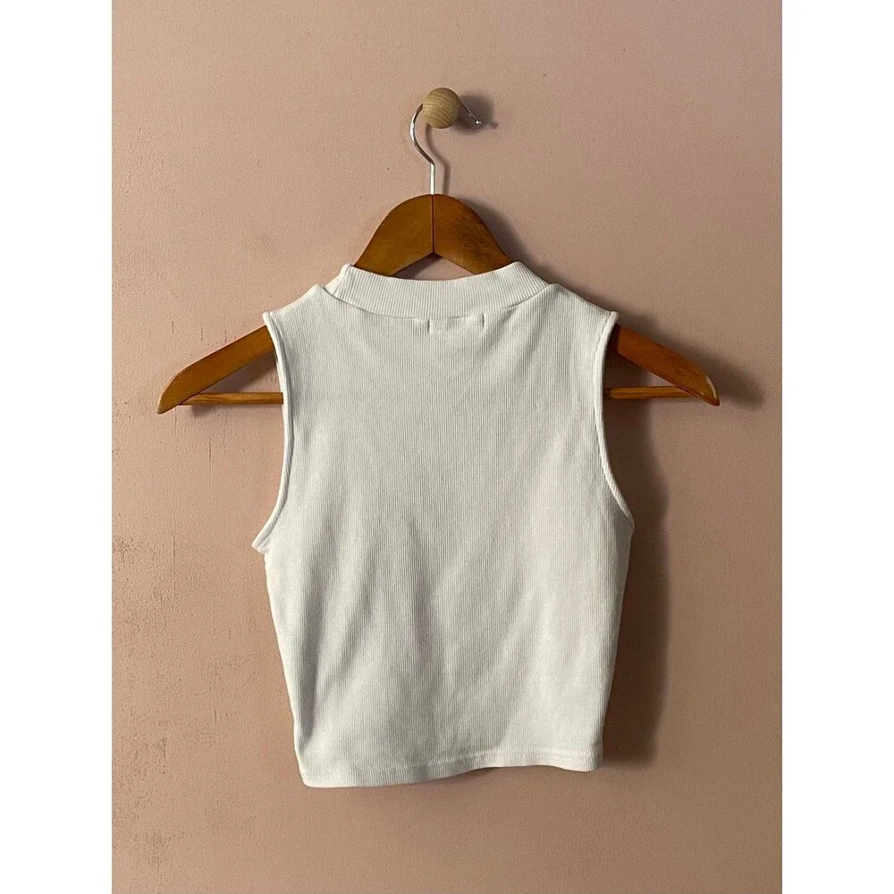 Supré White Mock Neck Crop Top Size S